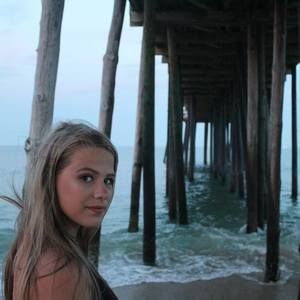 Meet your Posher, Madelyn